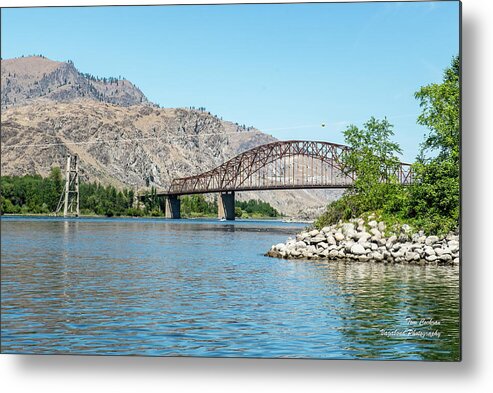 Beebe Bridge Metal Print featuring the photograph Beebe Bridge by Tom Cochran