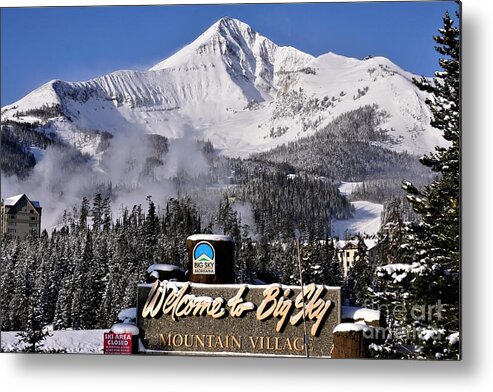 Big Sky Metal Print featuring the photograph Big Sky by Merle Grenz
