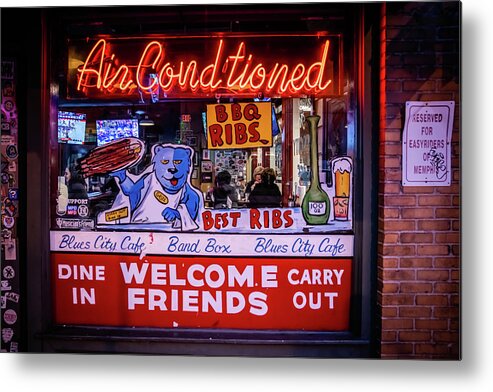 Beale Street Metal Print featuring the photograph Blues City Cafe - Bar by Darrell DeRosia