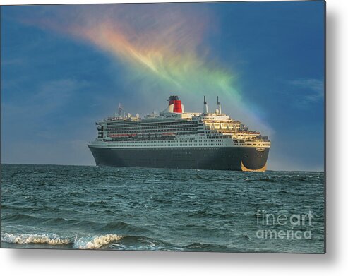 Queen Mary Ii Metal Print featuring the photograph British Transatlantic Ocean Liner Leaving Charleston South Carolina June 7 2006 by Dale Powell