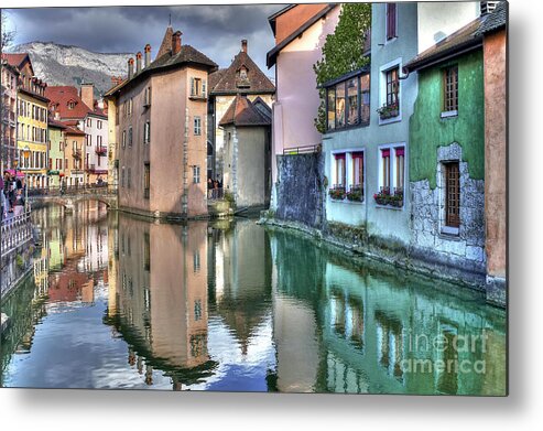 France Metal Print featuring the photograph Canal du Thiou - Annecy - Haute Savoie - France by Paolo Signorini