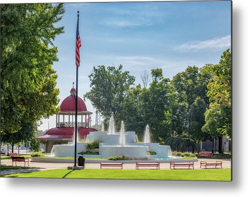 Central Park Metal Print featuring the photograph Central Park Fountain - Decatur, Illinois by Susan Rissi Tregoning
