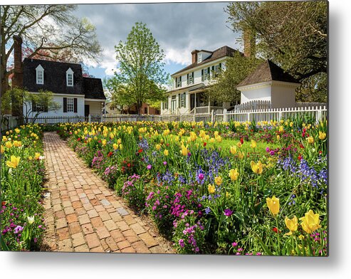 Colonial Williamsburg Metal Print featuring the photograph Colonial Spring Garden by Lara Morrison