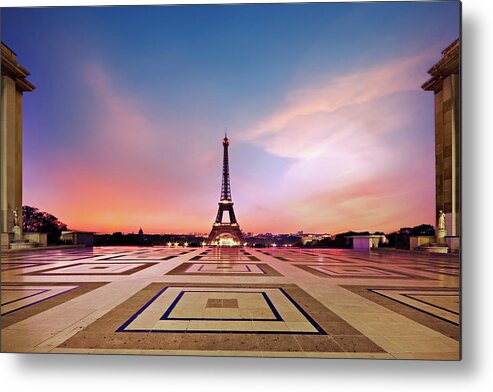 Paris Metal Print featuring the photograph Eiffel Tower at Dawn from Trodadero - Paris by Barry O Carroll