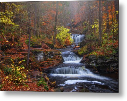 Romance Metal Print featuring the photograph Fall Romance by Darren White