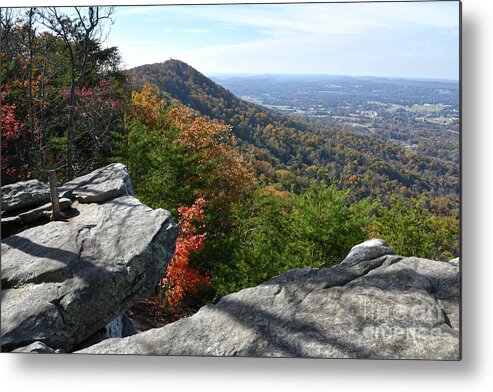 House Mountain Metal Print featuring the photograph House Mountain 19 by Phil Perkins