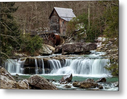 Snow Metal Print featuring the photograph Its Starting To Snow by Chris Berrier