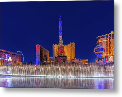 Las Vegas Metal Print featuring the photograph Las Vegas Fountains Show by Susan Candelario