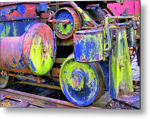 Trains Metal Print featuring the photograph Old Paint by Larey McDaniel