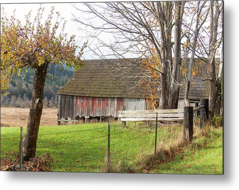 Olympic Peninsula Metal Print featuring the photograph Olympic Peninsula Barn by Cathy Anderson