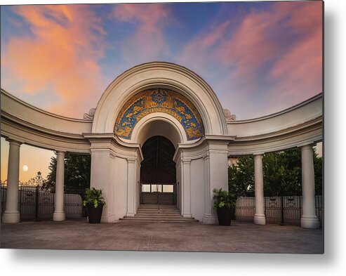 Archway Metal Print featuring the photograph Sunnyside Bathing Pavillion by Tracy Munson