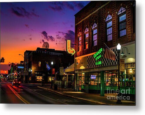 Sunset Metal Print featuring the photograph Sunset at Historic Bristol by Shelia Hunt