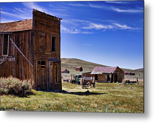 Abandoned Metal Print featuring the photograph Swazey Hotel by Lana Trussell