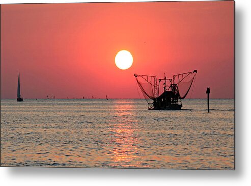 Sunset Metal Print featuring the photograph Valium for the Soul by Lynn Jordan