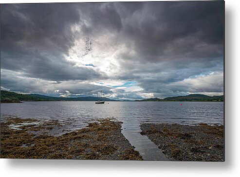 Scotland Metal Print featuring the photograph Seascape in Isle of Skye, UK by Dubi Roman