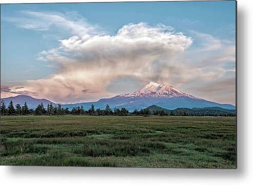 Loree Johnson Photography Metal Print featuring the photograph Spectacular Shasta Valley Sunset by Loree Johnson
