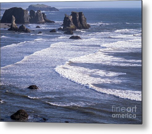Nature Metal Print featuring the photograph Bandon Beach Seastacks #1 by Tracy Knauer