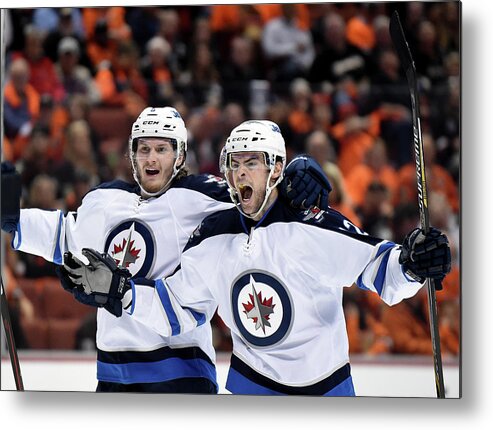 Drew Stafford Metal Print featuring the photograph Winnipeg Jets V Anaheim Ducks - Game One #1 by Harry How