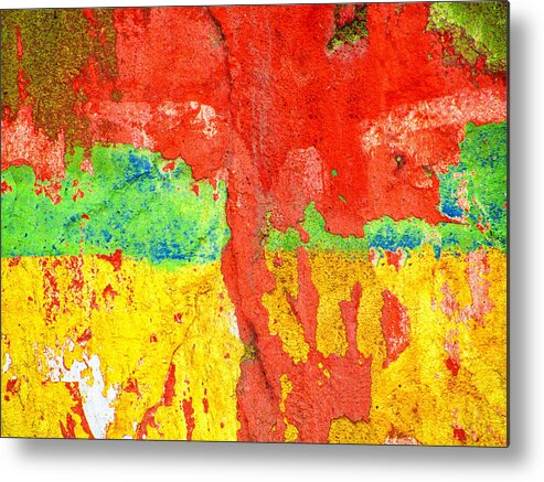 Abstract Metal Print featuring the photograph Color Splash by Prakash Ghai