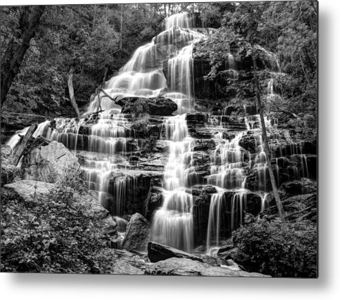 Waterfalls Metal Print featuring the photograph Issaqueena Falls-1-BW by Charles Hite