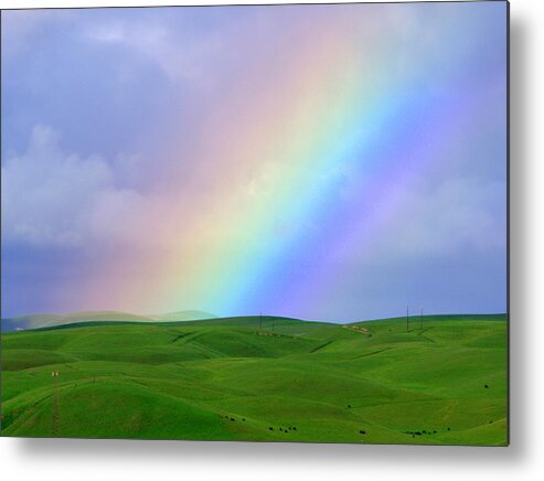 Green Hills Metal Print featuring the photograph Somewhere Over The Rainbow by Jeff Lowe