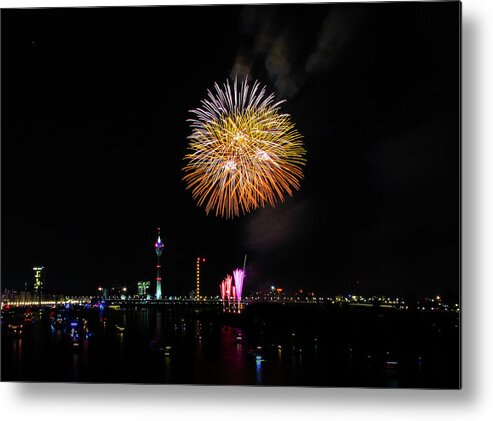 Dusseldorf Metal Print featuring the photograph Fireworks #21 by Cesar Vieira