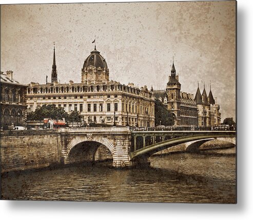 Paris Metal Print featuring the photograph Paris, France - Pont Notre Dame Oldstyle by Mark Forte