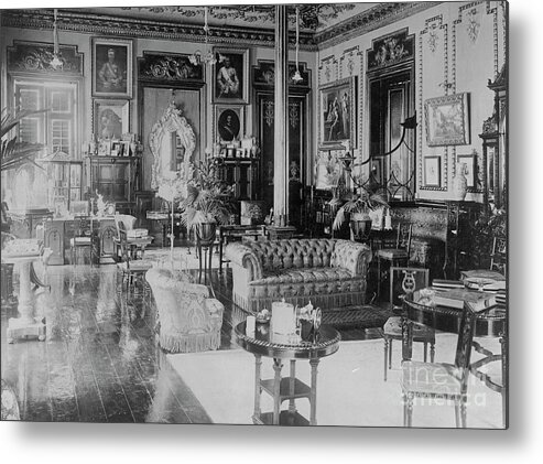 Royalty Metal Print featuring the photograph Drawing Room Of Siam Royal Palace by Bettmann