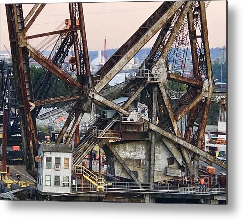 Duwamish Waterway Metal Print featuring the photograph Railroad Bridge by Suzanne Lorenz