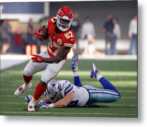 People Metal Print featuring the photograph Kansas City Chiefs v Dallas Cowboys #18 by Ron Jenkins