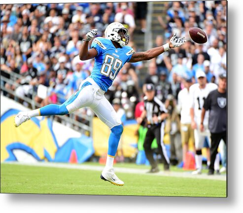 People Metal Print featuring the photograph Oakland Raiders v San Diego Chargers #2 by Harry How