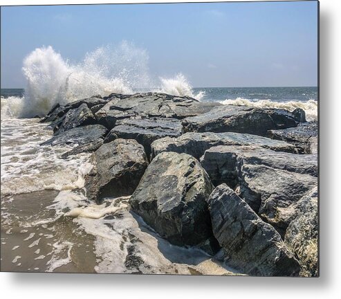  Iphone Metal Print featuring the photograph Exploding Wave by Cate Franklyn