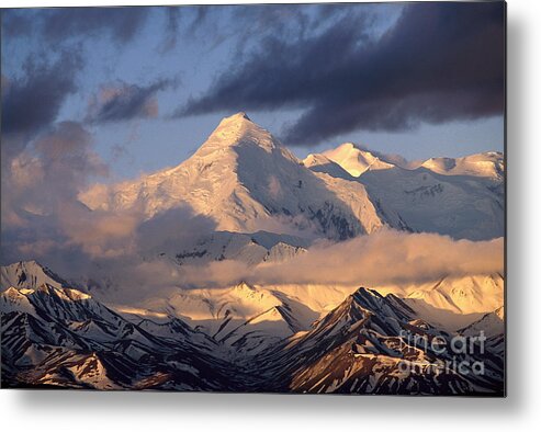 00340723 Metal Print featuring the photograph Alaska Range Morning by Yva Momatiuk John Eastcott