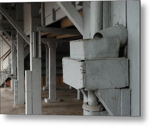 Urban Landscape Metal Print featuring the photograph Hattersleys yard by Jerry Daniel