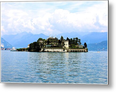 Isola Bella Metal Print featuring the photograph Isola Bella by Barbara Zahno