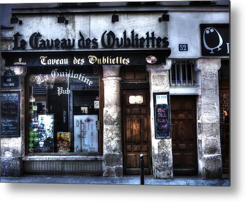 Evie Metal Print featuring the photograph Le Taveau des Oubliettes Paris France by Evie Carrier