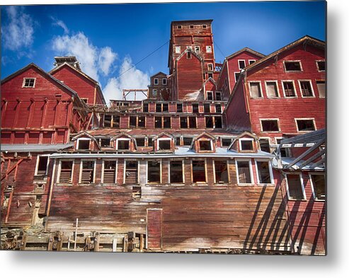 Crystal Yingling Metal Print featuring the photograph Mining Glory in Red by Ghostwinds Photography