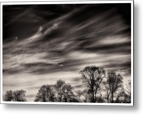 Live Metal Print featuring the photograph SkyScape Wisps by Lenny Carter