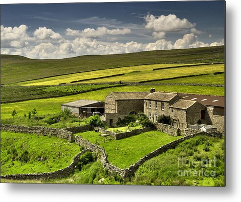 Dales Metal Print featuring the photograph Swaledale Farm by Martyn Arnold