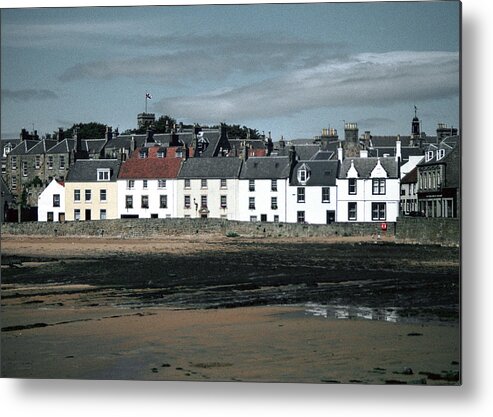 Anstruther Metal Print featuring the photograph Anstruther Beach by Kenneth Campbell