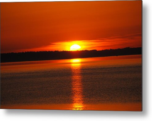 Sunset Metal Print featuring the photograph Creator's encore by Frank Larkin