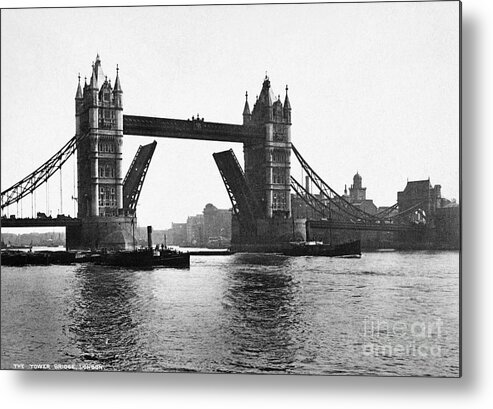  Metal Print featuring the painting London: Tower Bridge by Granger