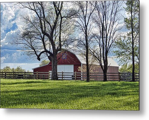Barn Metal Print featuring the photograph Schooler Road Barn by Cricket Hackmann