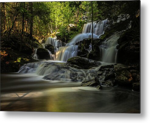 Garwin Fall Metal Print featuring the photograph Southern New Hampshire Garwin Falls by Juergen Roth
