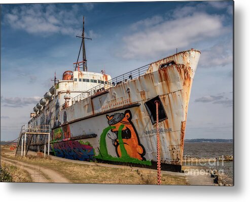 British Metal Print featuring the photograph The Old Duke by Adrian Evans