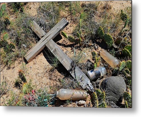 Wooden Cross Metal Print featuring the photograph Dixon Cross by Gia Marie Houck