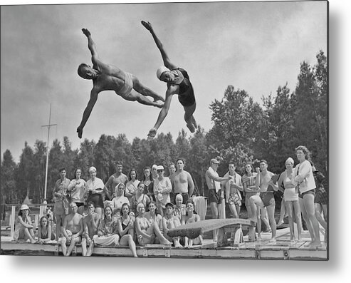 People Metal Print featuring the photograph Diving Display #1 by Fpg