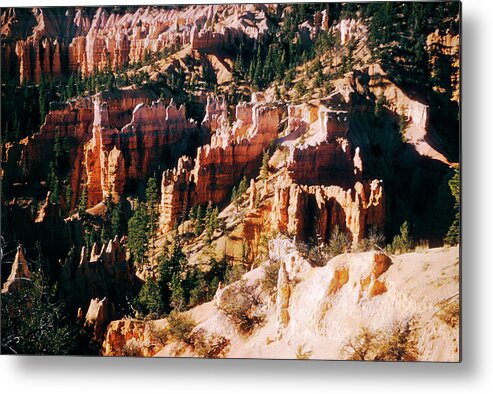 https://render.fineartamerica.com/images/rendered/default/metal-print/10/7/break/images/artworkimages/medium/2/1957-fairyland-canyon-bryce-canyon-national-park-utah-utah700-00101-kevin-russell.jpg