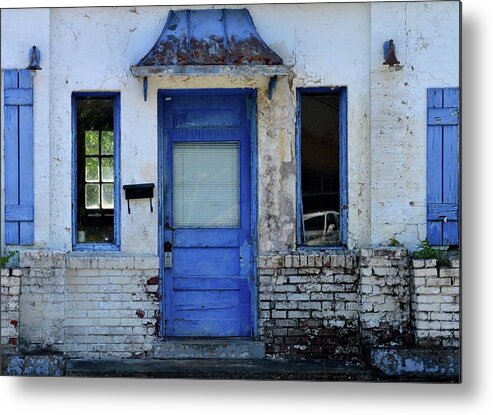 Vintage Metal Print featuring the photograph Abandoned America - Black Mountain, NC by Lisa Burbach