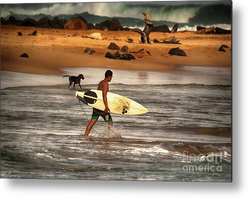 Beach Metal Print featuring the photograph Best Friends by Eye Olating Images